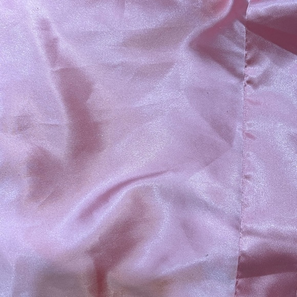 Limited Edition Victoria's Secret 2016 Pink Robe - Picture 12 of 16